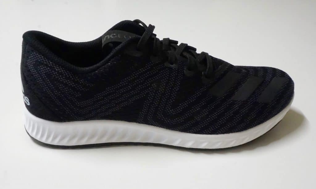 adidas Aerobounce PR Frauenmodel